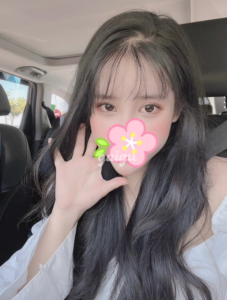 HOT GIRL❤️TIỂU VY 2K4❤️VÚ TO HÀNG REAL-BAO XINH BAO NGOAN