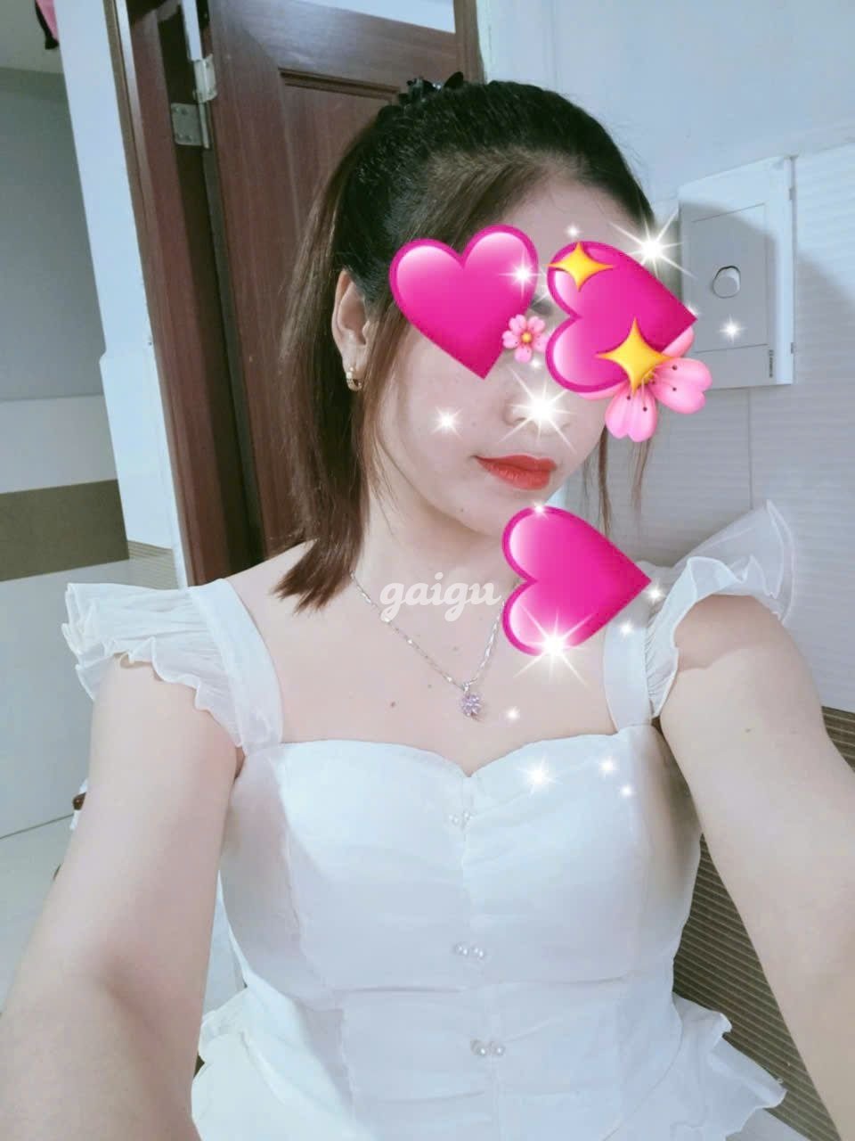 THANH MAI EM GÁI XINH XẮN DÂM ĐÃNG THUẦN KHIẾT LẦN ĐẦU ĐI LÀM