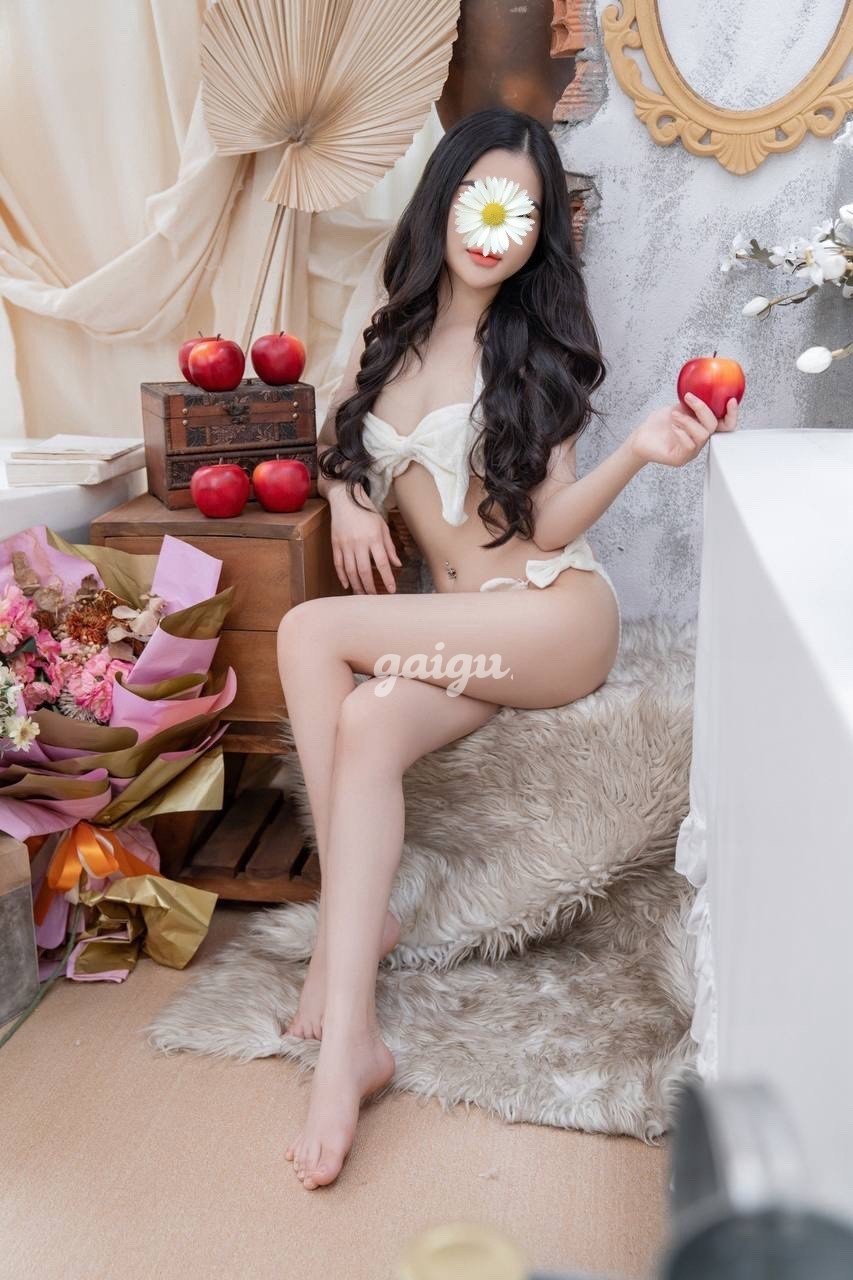 2k4 Linh Baby_Búp Bê Xinh Đẹp – Nhẹ Nhàng Tình Cảm