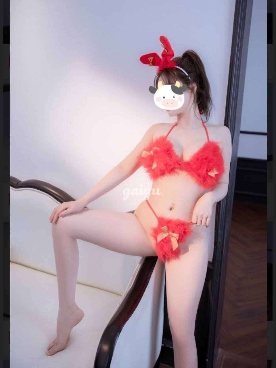 Hương Thuỷ – masage vú và Lưỡi