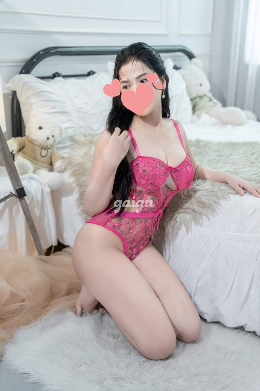 VIP❤️PHƯƠNG ANH SIÊU MẪU CHÂN ÁI LÀ ĐÂY GOOD CHOP