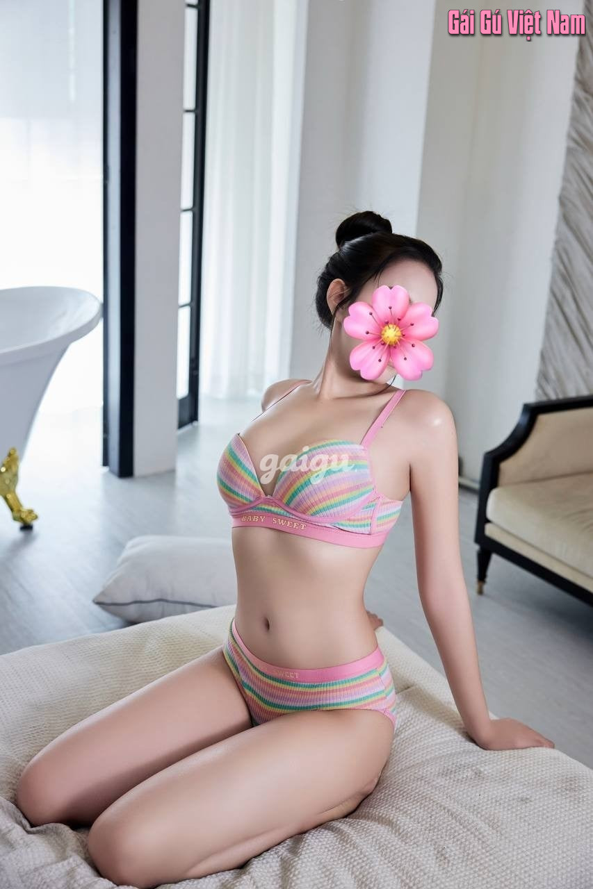 Gái xinh Trang Anh_ Body nóng bỏng, làm tình cực dâm